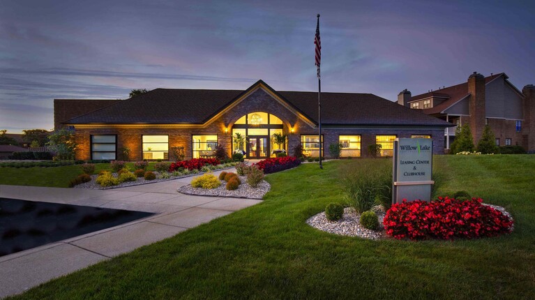 Leasing Center and Clubhouse at Dusk